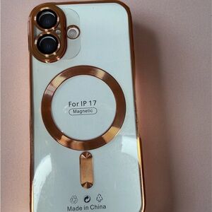 Magnetic iPhone 17 Case with Rose Gold Accents